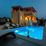 Patria Villa